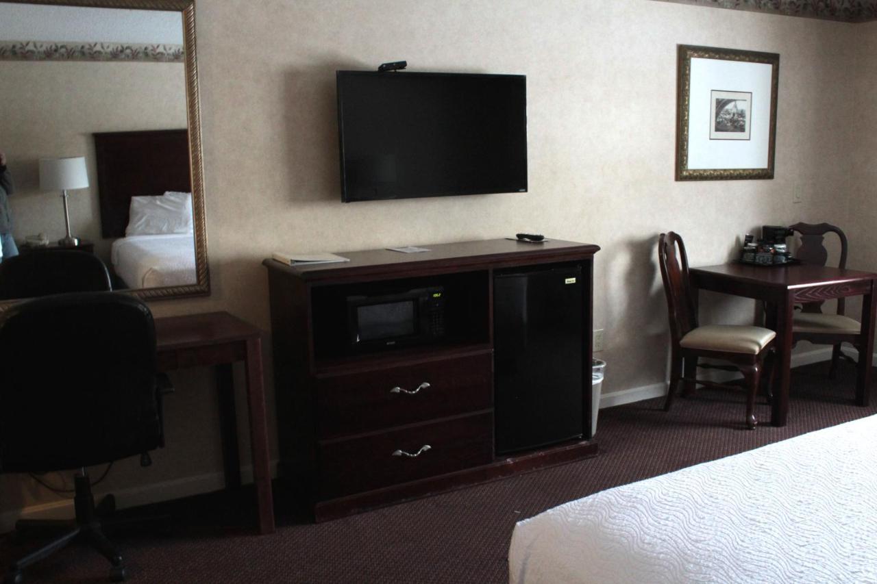 Shiretown Inn & Suites Houlton Eksteriør bilde